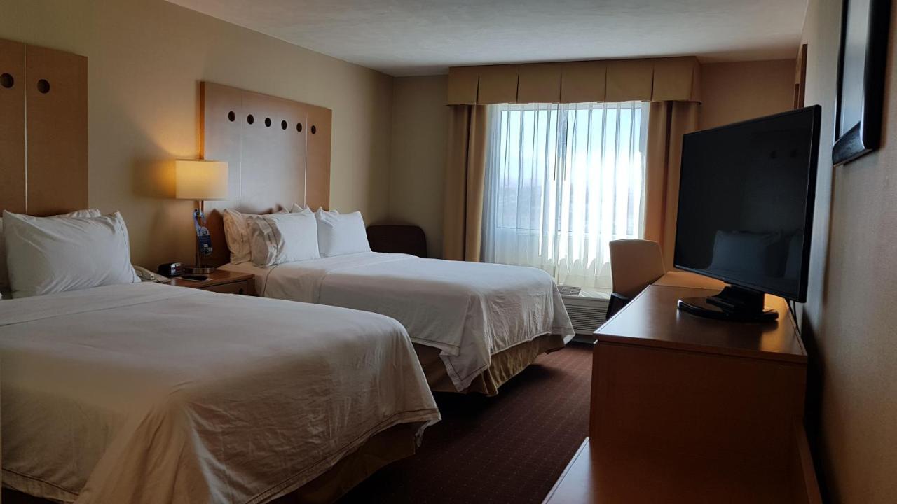 Holiday Inn Express Saltillo Zona Aeropuerto By Ihg Exterior photo