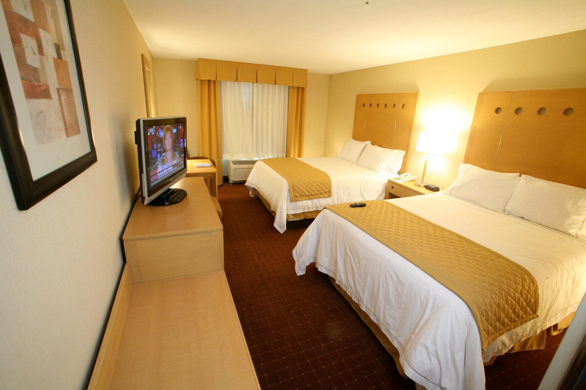 Holiday Inn Express Saltillo Zona Aeropuerto By Ihg Exterior photo