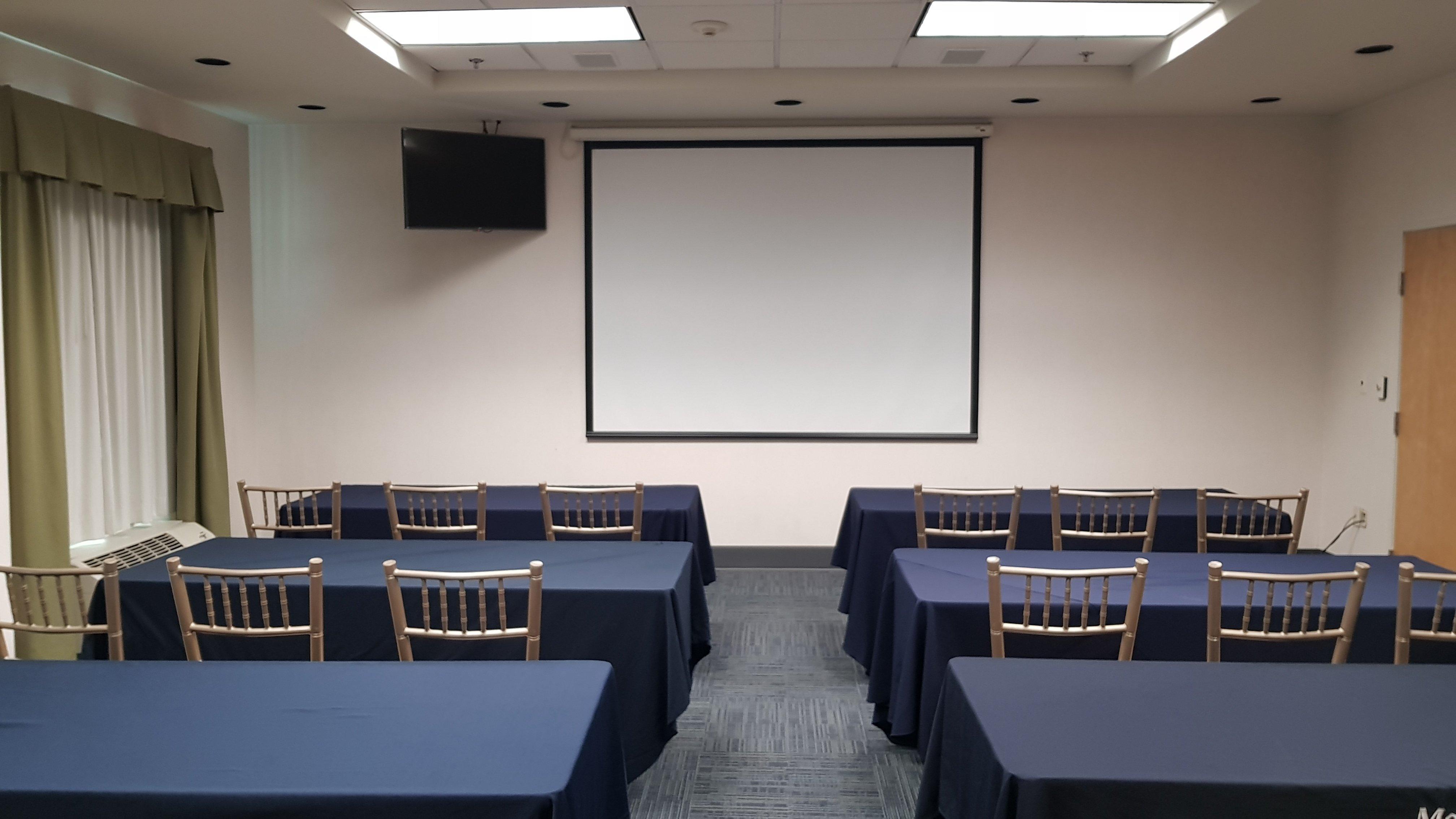Holiday Inn Express Saltillo Zona Aeropuerto By Ihg Exterior photo